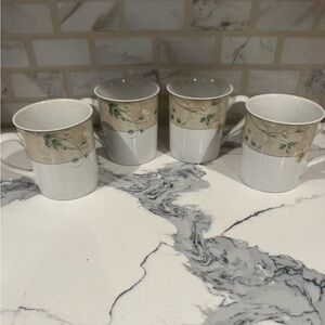 Floral Patterned Ceramic Mugs - Set of 4